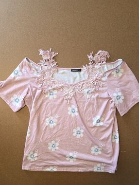 Pink Floral Lace-Trim Women’s Top